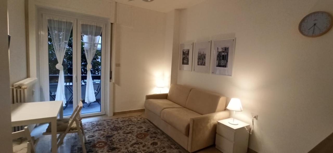 Smart Studio Porta Venezia Fashion District Милано Екстериор снимка